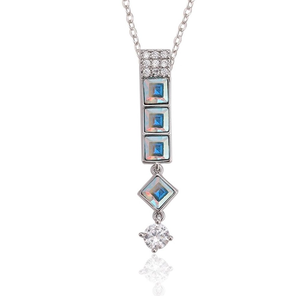 Gorgeous Swarovski Long Drop Necklace - Picture 4 of 16